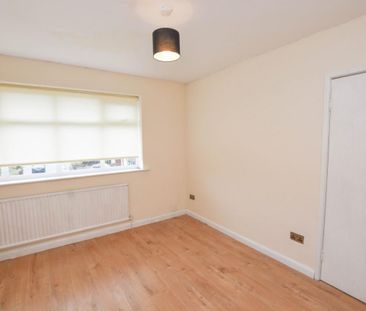 3 bed House - Semi-Detached for Rent - Photo 5