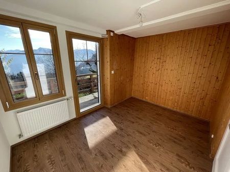 Grand appartement de 5.5 pièces en duplex avec terrasse et jardin - Photo 5