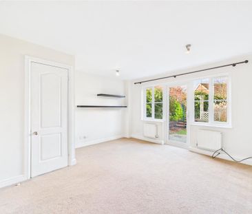 2 bedroom end of terrace house to rent - Photo 1