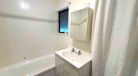 Country Living - Photo 3