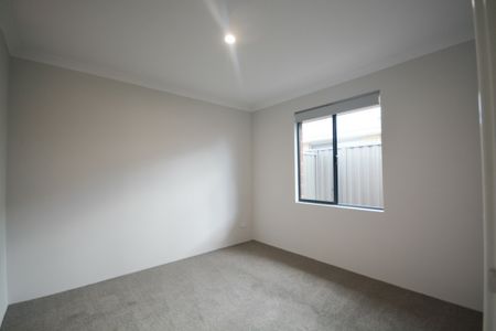 Brand New Two Bedroom Dual Living Property! - Photo 4