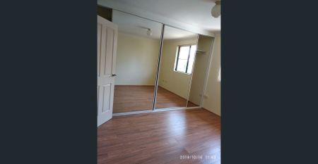 Bright & Super Convenient 2-Bedroom Unit for Rent - Photo 2