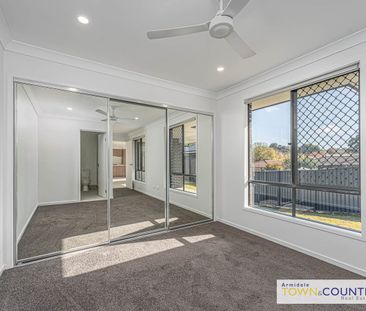 4A Niagara St is your next home! This beautiful, newly built house ... - Photo 3