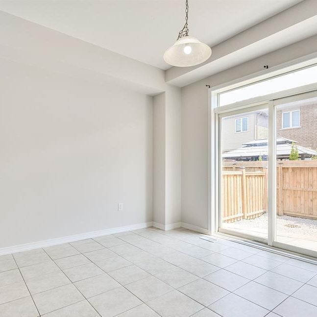25 MUNRO Circle, Brantford, Ontario, N3T0R1 - Photo 1