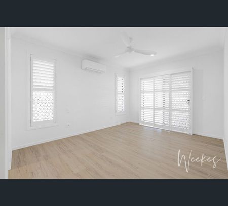 12 Lady Elliott Way, Innes Park, Qld 4670 - Photo 5