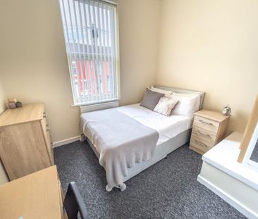 5 bedroom terraced house to rent - Photo 5