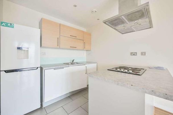 Icona Building, Stratford, E15 - Photo 1