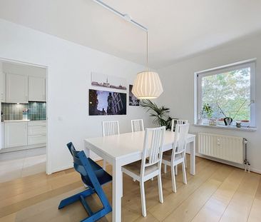 Appartement te huur in Sint-Pieters-Woluwe voor € 2.400 met 4 slaapkamers - Foto 1