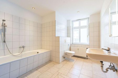 ❄️ NEU! Charmante Altbauwohnung mit Balkon, moderner Einbauküche & Tageslichtbad ❄️ - Foto 3