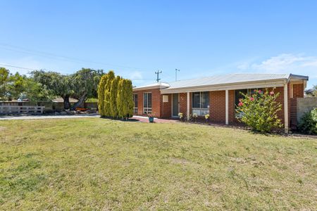 54 Oakover Way, Heathridge WA 6027 - Photo 3