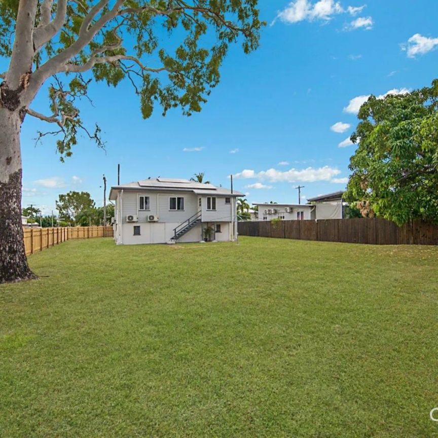 54 Halstead Street, Gulliver. - Photo 1