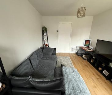 1 Bedroom Terraced Available Arranging tenancy - Photo 1