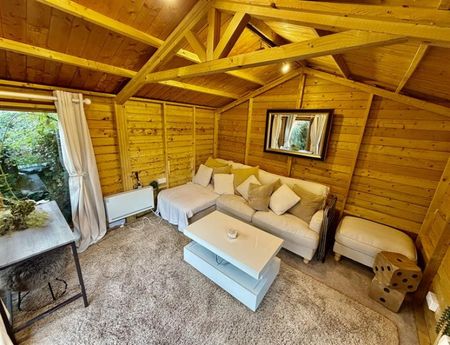 3 Bedroom Semi Detached To Let - Photo 4