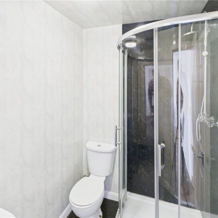 Room 7 - Photo 3