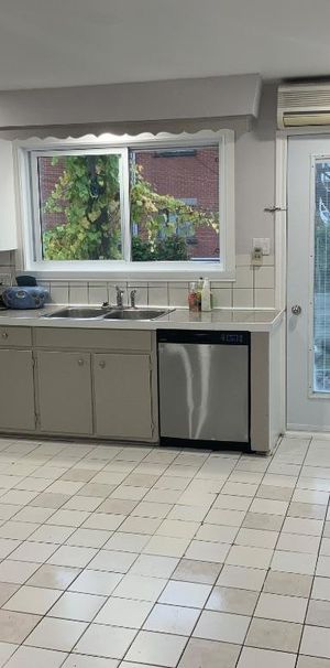 51/2 rez-de-chaussée 5532 Paul pau - Photo 1