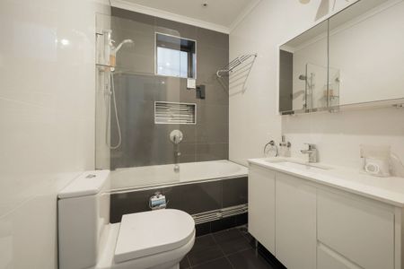 213 Oxford Street, Darlinghurst NSW 2010 - Apartment For Rent | Domain - Photo 4