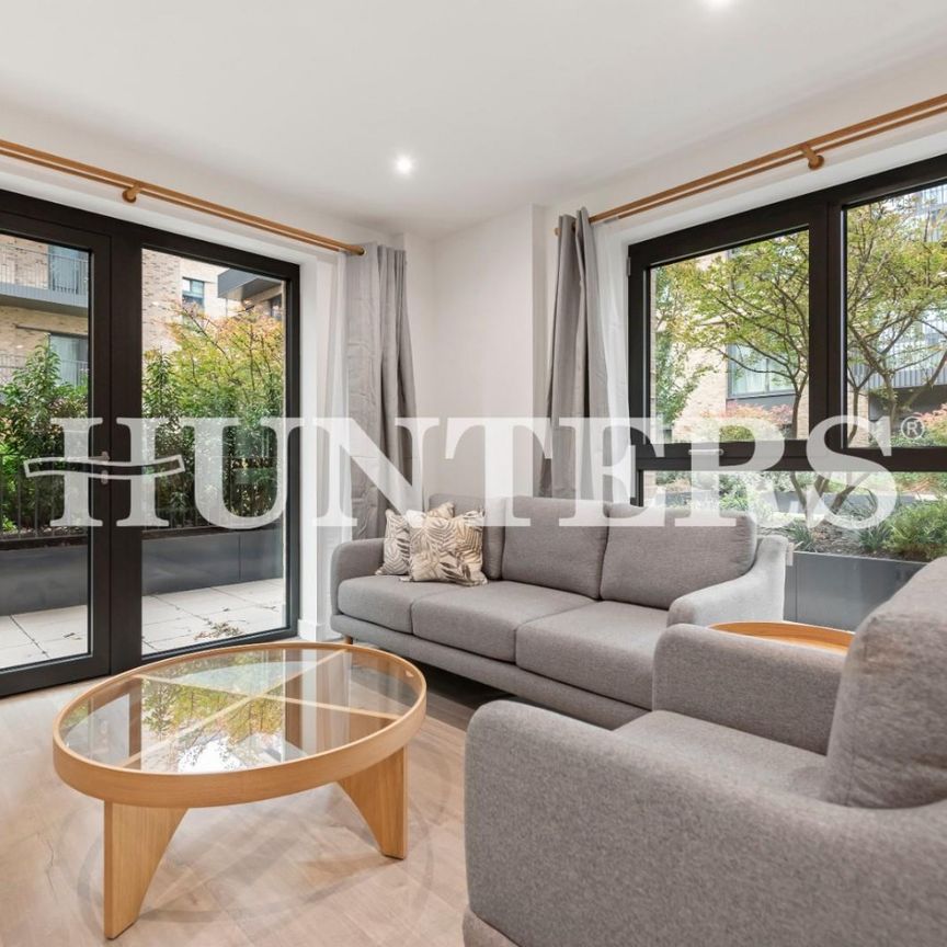 1 bedroom Flat To Let - Photo 1