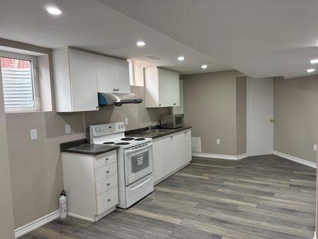 For Lease - 12 Spalding Gate, Brampton, Ontario - Photo 3