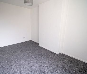 Grosvenor Street Kearsley, Bolton - Photo 4