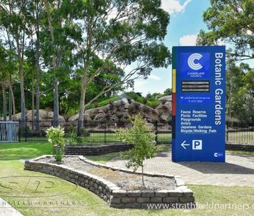 Large Two Bedroom Apartment - Photo 4