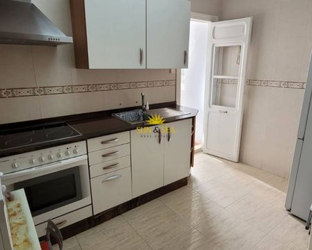 4-BEDROOM APARTMENT FOR RENT IN CARTAGENA - MURCIA - Photo 4