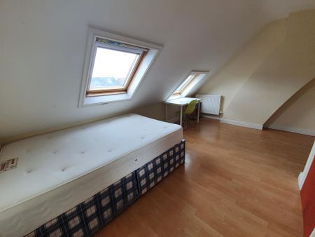 7 bedroom terraced house to rent - Photo 2