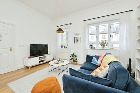 High street, Upton - Photo 3