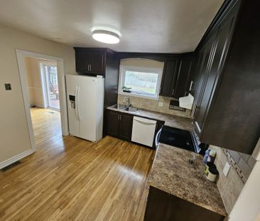 For Lease - 730 Sheppard Avenue Unit# Main, Pickering, Ontario - Photo 2