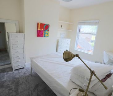 4 bedroom terraced house to rent - Photo 4