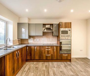 2 bedroom semi-detached house to rent - Photo 4