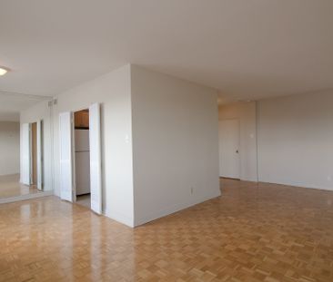 Condo for rent, Montréal (Ville-Marie) - Photo 1