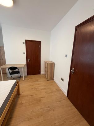 Room in a Shared House, Arnold Road, N15 - Photo 1