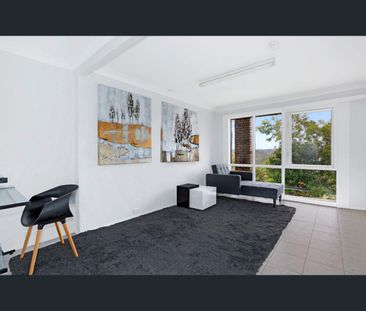 38 St Helens Avenue, Mount Kuring-Gai, NSW 2080 - Photo 3