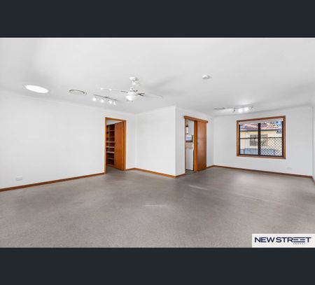 28 Josephson Street, Swansea, NSW 2281 - Photo 3