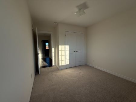 For Lease - 1 Larissa Park Drive, Quinte West, Ontario - Photo 3