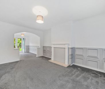 Heather Close, Warrington - Photo 2