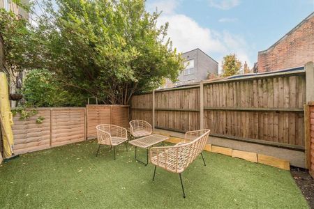 1 bedroom flat to rent - Photo 5