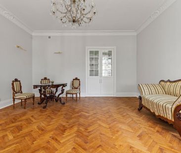 Prestiżowa lokalizacja 75.33 m² - Фото 1