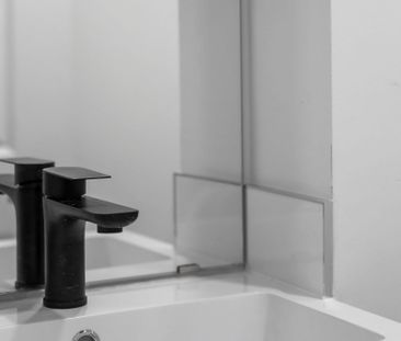 For Lease - 158 Indian Grove Unit# Unit B1, Toronto, Ontario - Photo 1