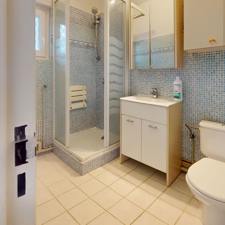 À louer : Charmant appartement 2 pièces à Mulhouse avec balcon et garage fermé en sous sol ! - Photo 1