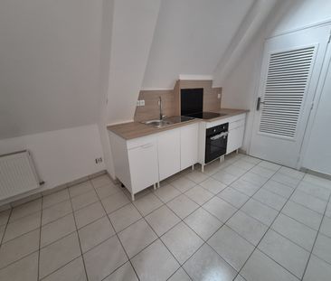 Location Appartement 3 pièces 60m² VALENCIENNES 59300 - Photo 4