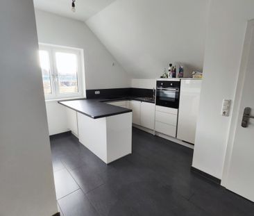 Moderne 2-Zimmer Dachgeschosswohnung mit 45,44m² und Loggia - Photo 1