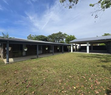 2 Lomond Close, Edge Hill QLD 4870 - House For Rent | Domain - Photo 2