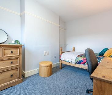 5 bedroom terraced house to rent - Photo 5