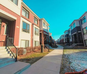 For Lease - 33 Thomas Armstrong Lane, Richmond Hill, Ontario - Photo 5