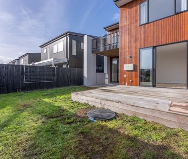 28 Marine Parade, Hobsonville, Auckland 0618 - Photo 4