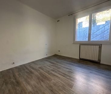 Location Appartement 3 pièces 73m² TULLE 19000 - Photo 2