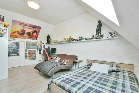 Gerenoveerde rijwoning met 3 slaapkamers en tuin te Roeselare - Photo 4