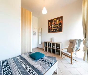 Via Ginestre, Cesano Boscone, Lombardy 20090 - Foto 3