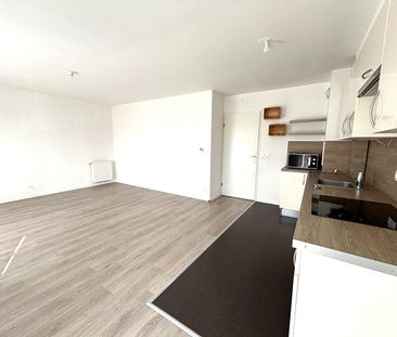 Location Appartement 3 pièces 58m² - Photo 4